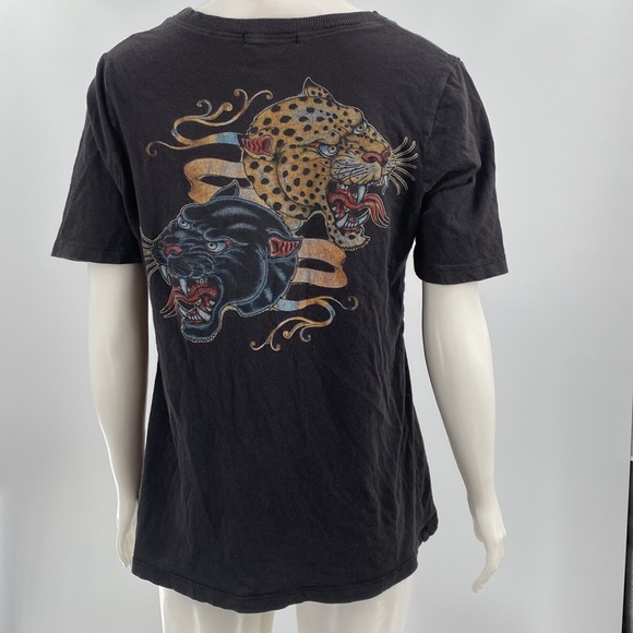Truly Madly Deeply Eagle/Panther Neck Graphic Tee - Picture 12 of 12